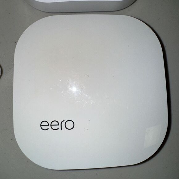 Eero Internet 3 Set 1st Generation Mesh WiFi System Internet Routers Whole Home - Picture 3 of 8